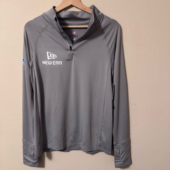 NFL Tops - NWT NFL team apparrel New Era NFL draft pullover gray Size Small
